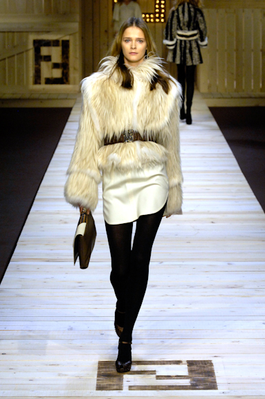 desfiles-fendi-milaoinverno2007rtw-103