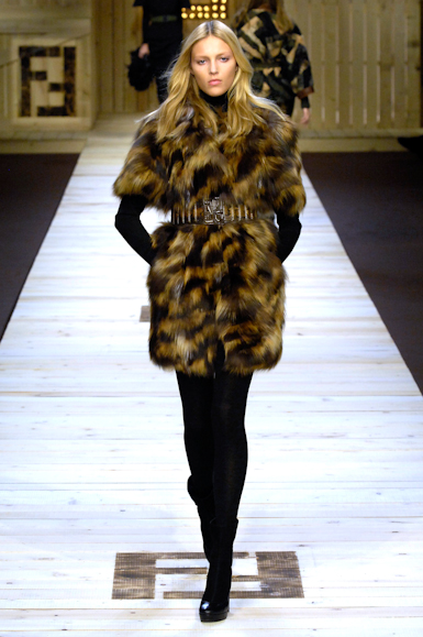 desfiles-fendi-milaoinverno2007rtw-107