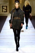 desfiles-fendi-milaoinverno2007rtw-119