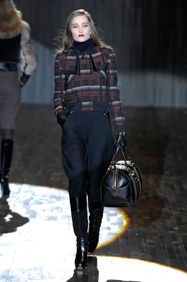 desfiles-gucci-milaoinverno2007rtw-111
