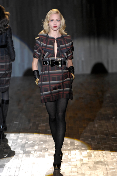 desfiles-gucci-milaoinverno2007rtw-114