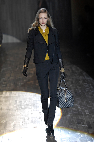 desfiles-gucci-milaoinverno2007rtw-128