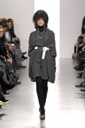 desfiles-marni-mialoinverno2007rtw-116
