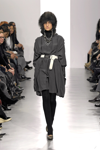 desfiles-marni-mialoinverno2007rtw-116