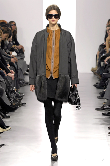 desfiles-marni-mialoinverno2007rtw-118