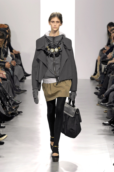 desfiles-marni-mialoinverno2007rtw-142