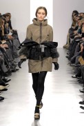 desfiles-marni-mialoinverno2007rtw-145