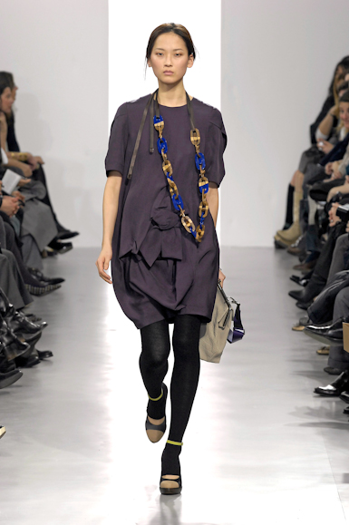 desfiles-marni-mialoinverno2007rtw-146
