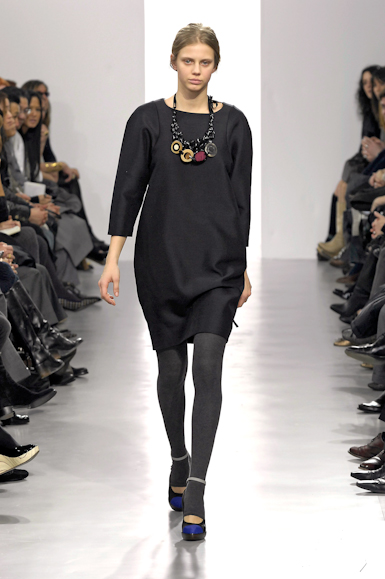 desfiles-marni-mialoinverno2007rtw-148