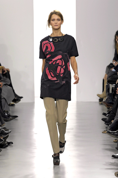 desfiles-marni-mialoinverno2007rtw-152