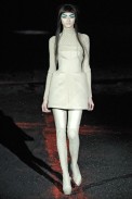 desfiles-amcqueen-parisinverno2007rtw-102