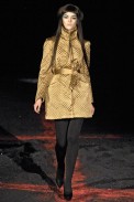 desfiles-amcqueen-parisinverno2007rtw-108