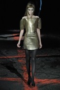 desfiles-amcqueen-parisinverno2007rtw-114