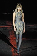 desfiles-amcqueen-parisinverno2007rtw-116