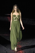 desfiles-amcqueen-parisinverno2007rtw-120