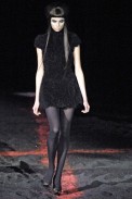 desfiles-amcqueen-parisinverno2007rtw-132