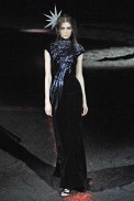 desfiles-amcqueen-parisinverno2007rtw-144