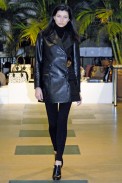 desfiles-azzedinealaia-parisinverno2007rtw-114