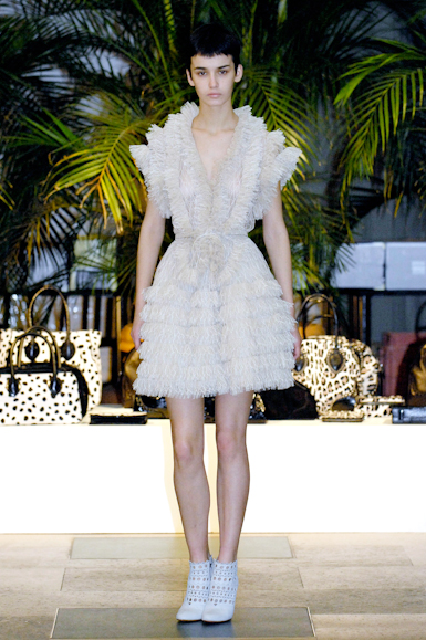 desfiles-azzedinealaia-parisinverno2007rtw-130