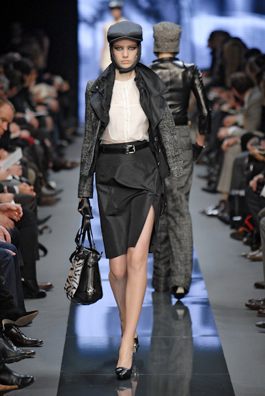 desfiles-celine-parisinverno2007rtw-114