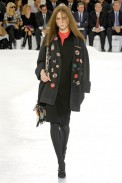 desfiles-chanel-parisinverno2007rtw-119