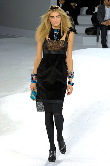 desfiles-chanel-parisinverno2007rtw-149