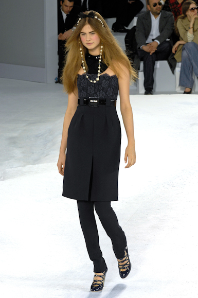 desfiles-chanel-parisinverno2007rtw-158