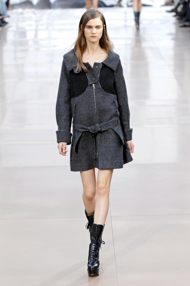 desfiles-chloe-parisinverno2007rtw-118