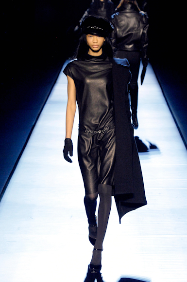 desfiles-hermes-parisinverno2007rtw-102
