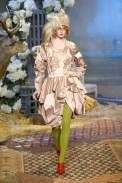 desfiles-johngalliano-parisinverno2007rtw-103
