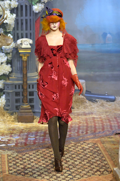 desfiles-johngalliano-parisinverno2007rtw-106