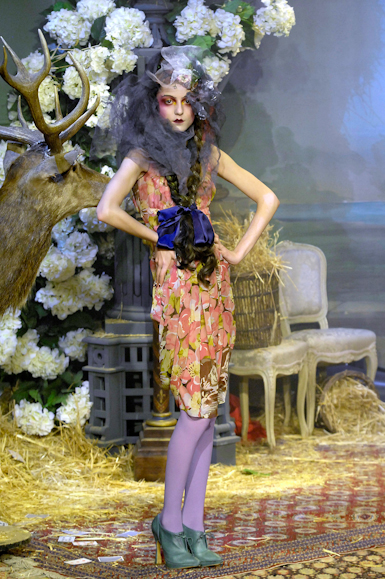 desfiles-johngalliano-parisinverno2007rtw-107