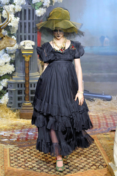 desfiles-johngalliano-parisinverno2007rtw-117
