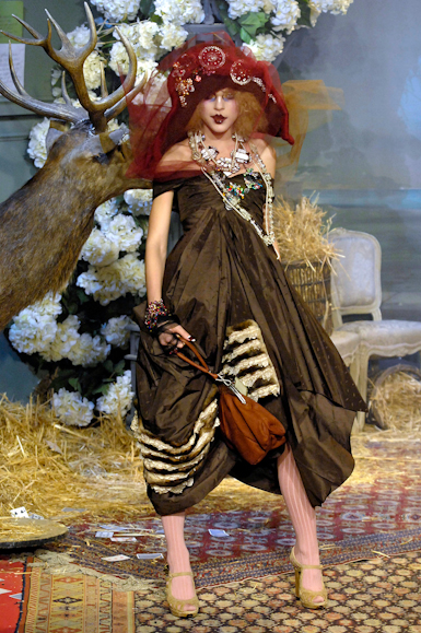 desfiles-johngalliano-parisinverno2007rtw-119