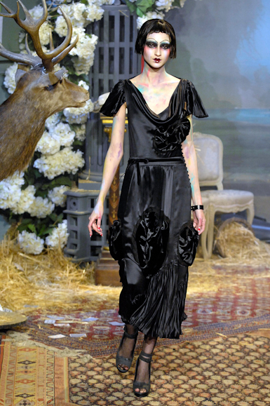 desfiles-johngalliano-parisinverno2007rtw-128
