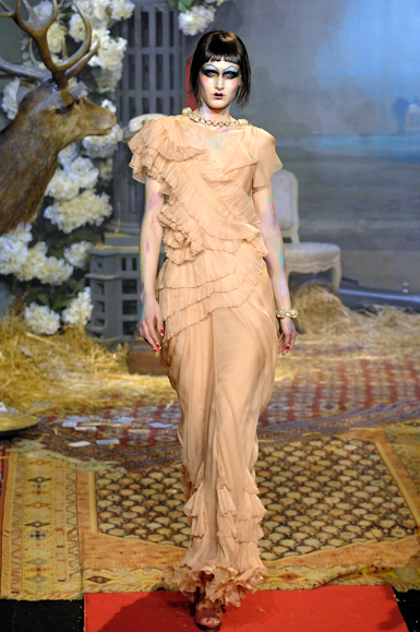 desfiles-johngalliano-parisinverno2007rtw-132