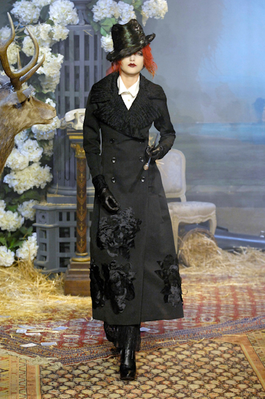 desfiles-johngalliano-parisinverno2007rtw-137