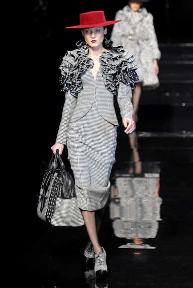 desfiles-kenzo-parisinverno2007rtw-119