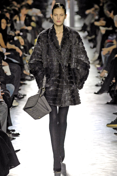 desfiles-ysl-parisinverno2007rtw-103