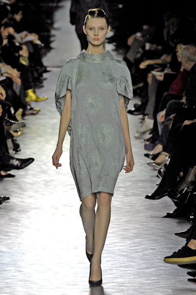 desfiles-ysl-parisinverno2007rtw-117
