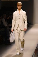 desfiles-bottegaveneta-milaoveraomen2008rtw-101