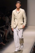 desfiles-bottegaveneta-milaoveraomen2008rtw-104