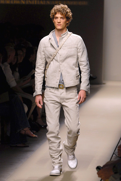 desfiles-bottegaveneta-milaoveraomen2008rtw-109