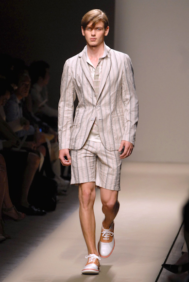 desfiles-bottegaveneta-milaoveraomen2008rtw-119