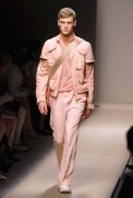 desfiles-bottegaveneta-milaoveraomen2008rtw-125