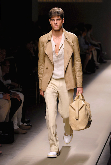 desfiles-bottegaveneta-milaoveraomen2008rtw-131