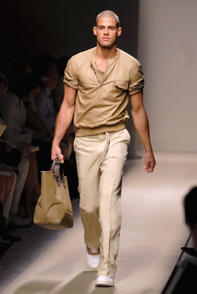 desfiles-bottegaveneta-milaoveraomen2008rtw-132