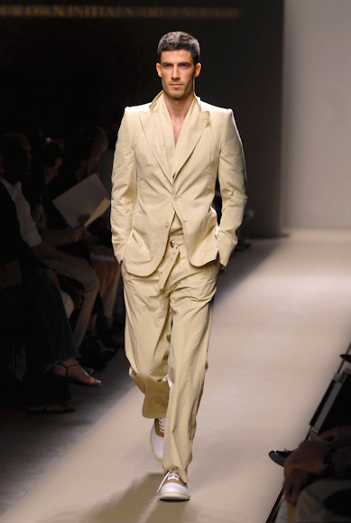 desfiles-bottegaveneta-milaoveraomen2008rtw-134