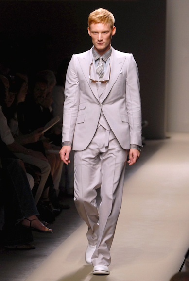 desfiles-bottegaveneta-milaoveraomen2008rtw-135