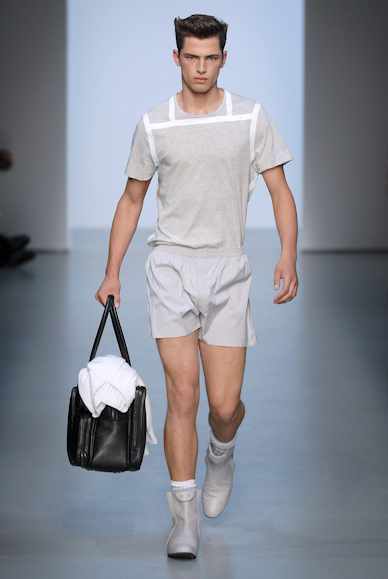 desfiles-calvinklein-milaoveraomen2008rtw-100